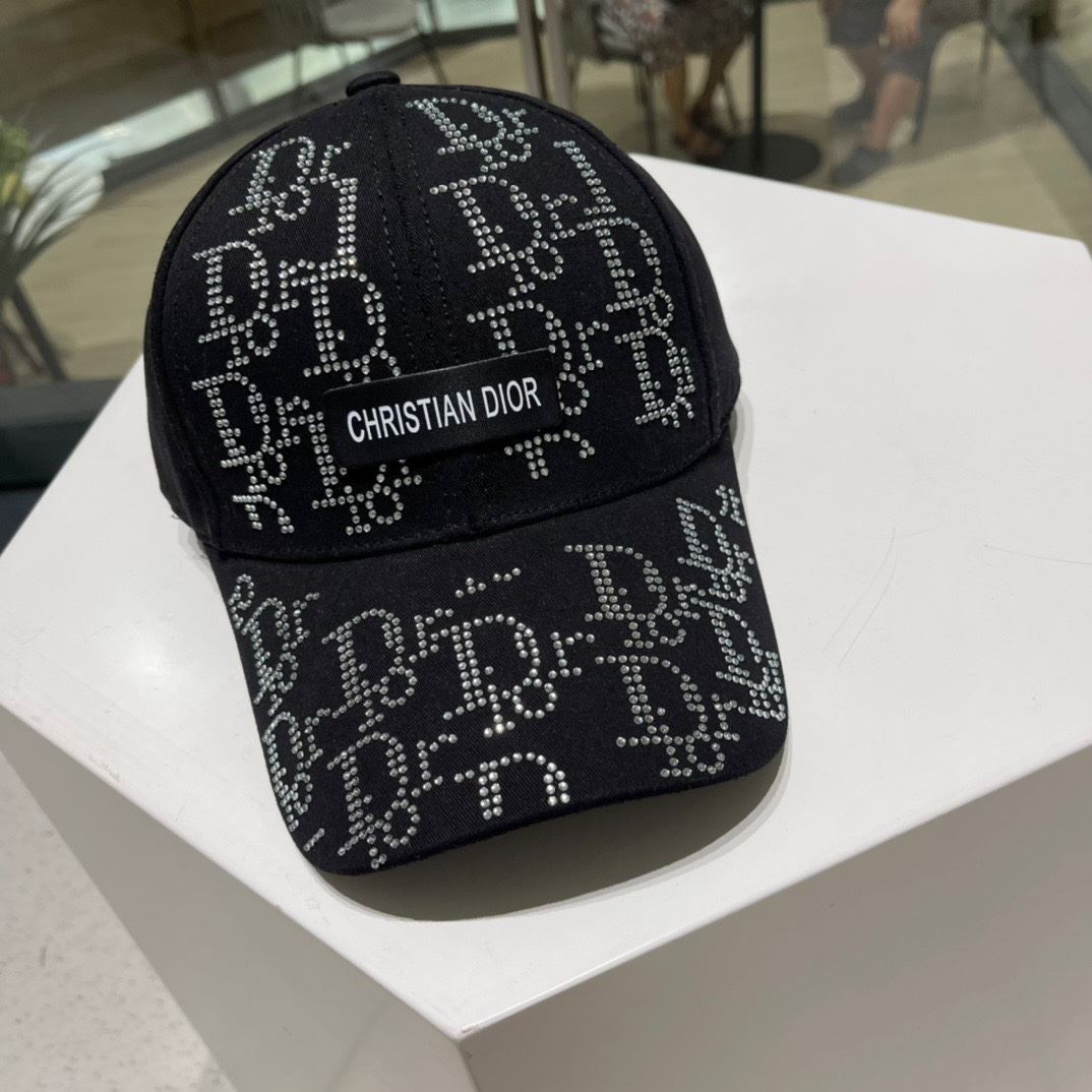 Christian Dior Caps